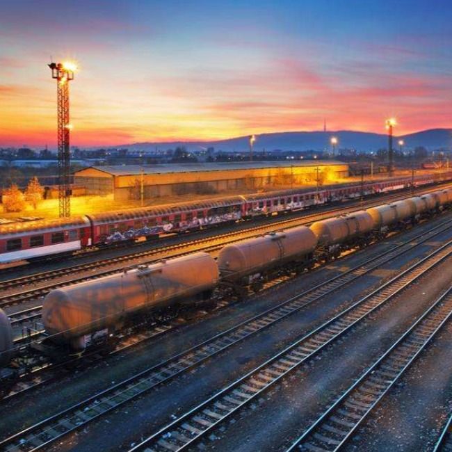 De Lijndienstspoorweg van de ladings Huis-aan-huis Internationale Container van China aan Pakistan