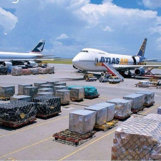 De FOB- FBA Fcl Overzeese Verzendingsdienst die van China aan Britse Duitsland Luchtvrachtagent Transport Carrier verschepen